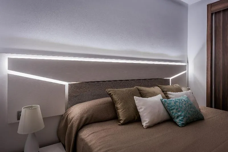 *** Hotel Aqua Apartments Vento, Marbella Spain